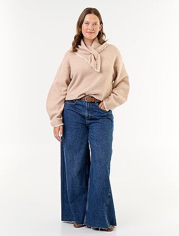 Jersey de cuello redondo y mangas anchas con pañuelo a juego