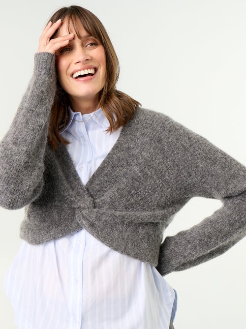 Jersey de maternidad cropped con efecto retorcido - Kiabi