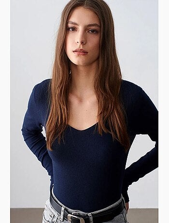 Jersey de punto acanalado de cuello en v slim fit dilvin