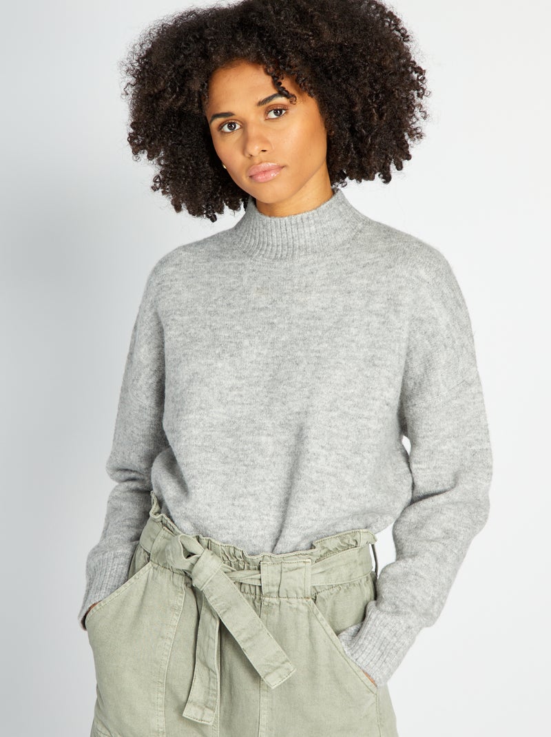 Jersey de punto con cuello alto GRIS - Kiabi