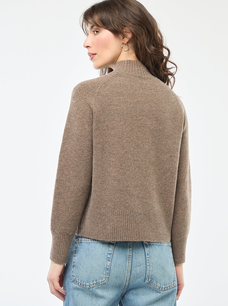 Jersey de punto con cuello alto Marron - Kiabi