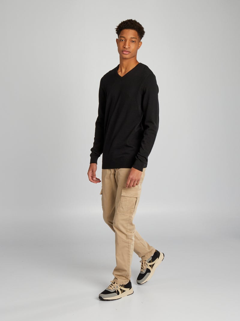 Jersey de punto con cuello de pico +1,90 m negro - Kiabi
