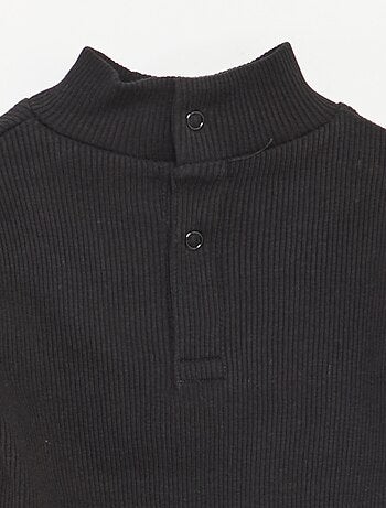 Jersey de punto de canalé con cuello alto