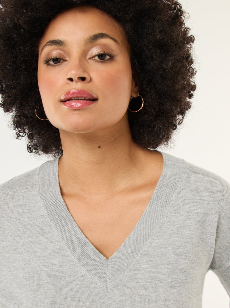 Jersey de punto fino con cuello de pico Gris - Kiabi