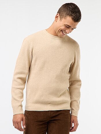 Jersey liso con cuello redondo y textura gofrada