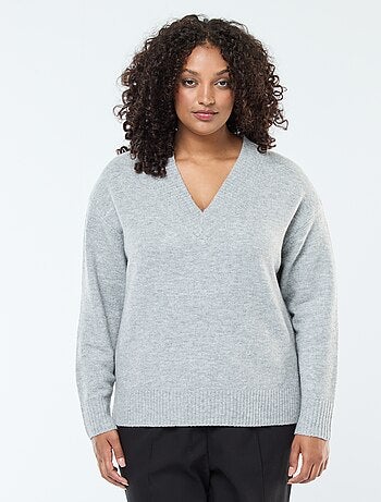 Jersey de punto grueso con cuello en V