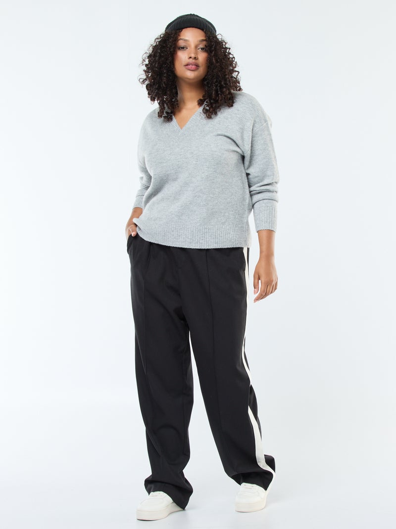 Jersey de punto grueso con cuello en V Gris - Kiabi