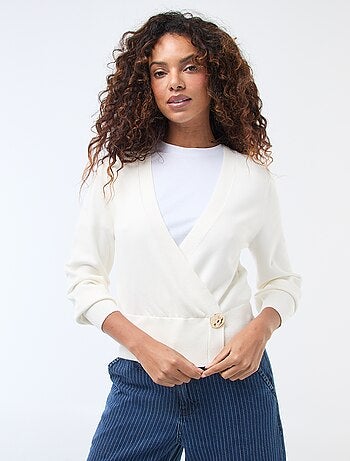 Jersey efecto cárdigan cruzado con botón dorado