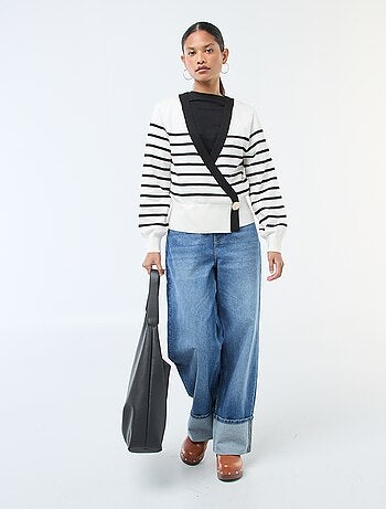 Jersey efecto cárdigan cruzado con botón dorado