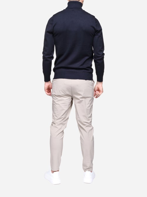 Jersey elegante de cuello alto - Frilivin - Kiabi Jersey elegante de cuello alto - Frilivin - Kiabi