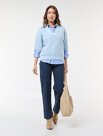 Jersey estilo polo con cuello en pico