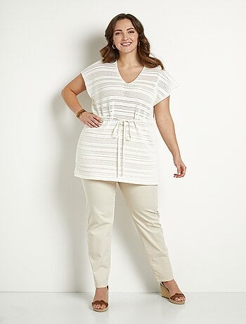 Jersey largo tipo túnica de playa de algodón con cuello de pico calado