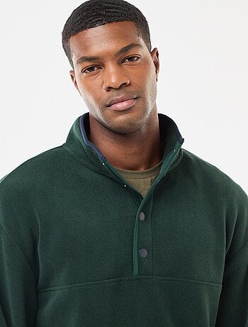 Jersey polar con cuello camionero abotonado