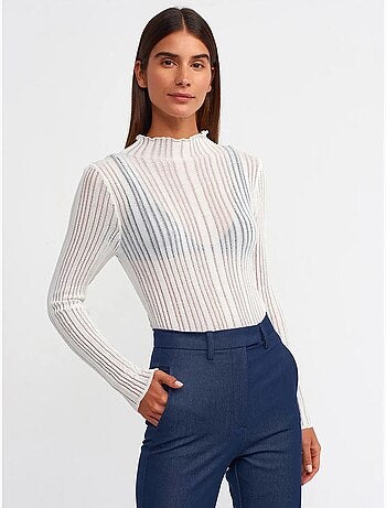 Jersey slim fit de canalé con cuello semicisne dilvin