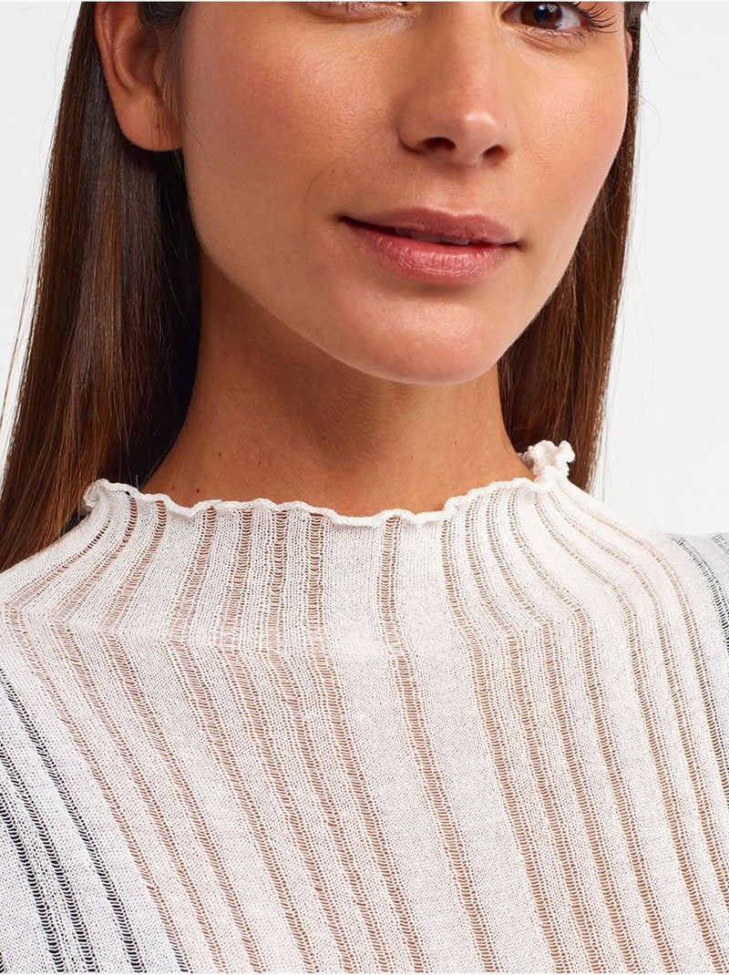Jersey slim fit de canalé con cuello semicisne dilvin Blanco - Kiabi