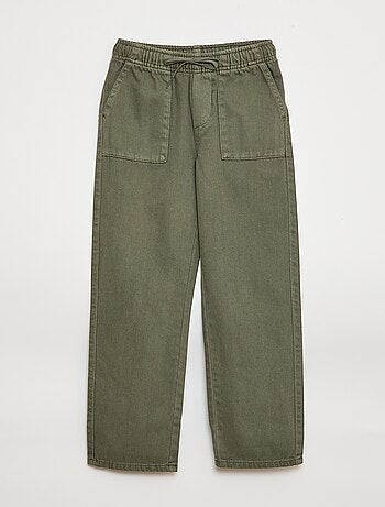 Jogger con cintura elástica y cordón ajustable