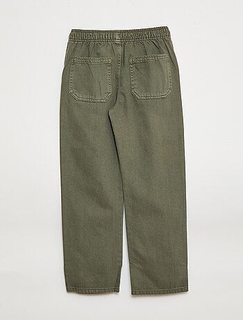 Jogger con cintura elástica y cordón ajustable