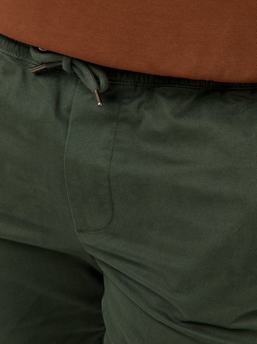 Jogger slim liso - Kiabi