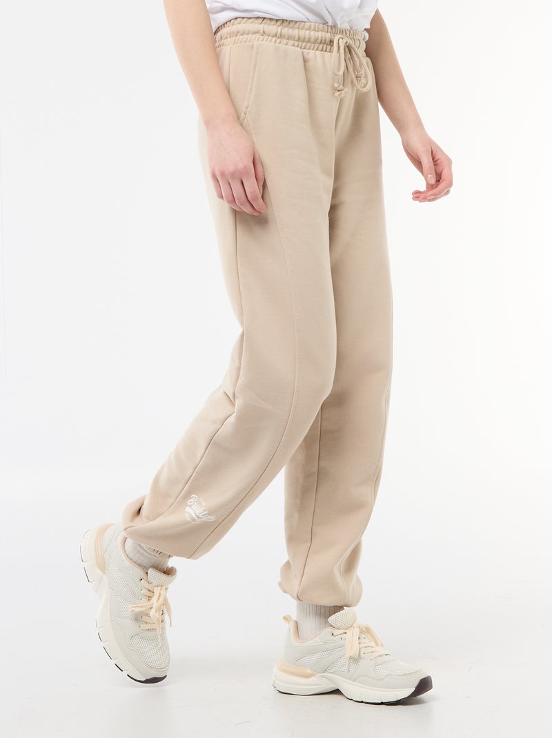 Joggers corte barrel de algodón liso Beige - Kiabi