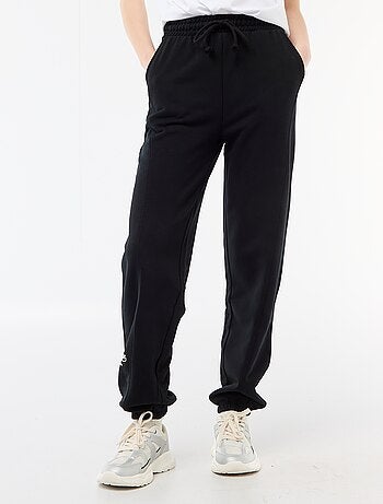 Joggers corte barrel de algodón liso