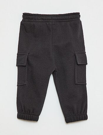 Jogging multibolsillos liso