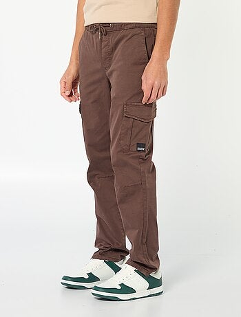 Jogpant con bolsillos de solapa