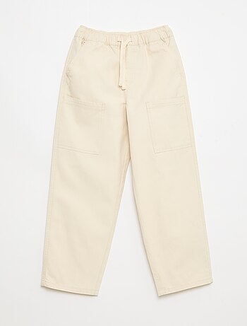 Jogpant con bolsillos de parche laterales