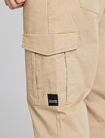 Jogpant con bolsillos de solapa