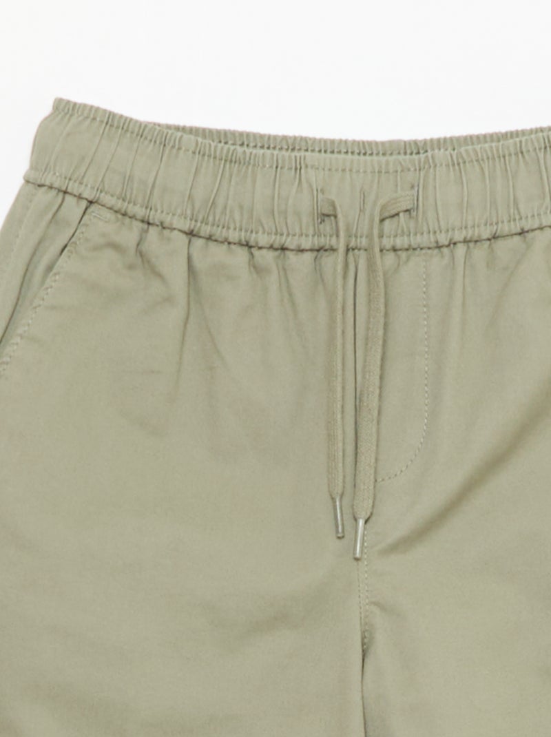Jogpant liso con dobladillos Verde - Kiabi