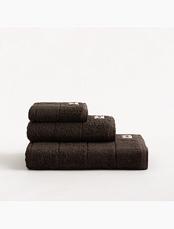 Juego completo de baño 100% algodón, rizo 600g/m2, con colgador - Gamusi.