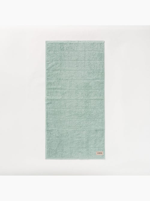Juego completo de baño 100% algodón, rizo 600g/m2, con colgador - Gamusi. - Kiabi Juego completo de baño 100% algodón, rizo 600g/m2, con colgador - Gamusi. - Kiabi