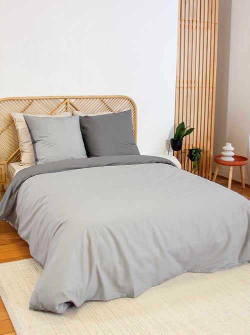 Juego de cama + 2 fundas de almohada en algodón liso 240x220 - 260x240 - Kiabi Juego de cama + 2 fundas de almohada en algodón liso 240x220 - 260x240 - Kiabi