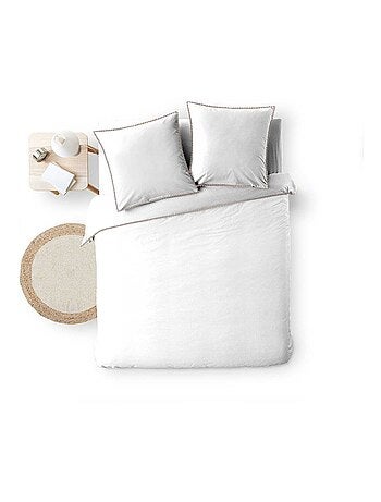 Juego de cama con borlas