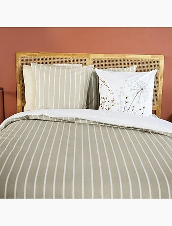 Juego de cama de 3 piezas con flores en el anverso y rayas en el reverso