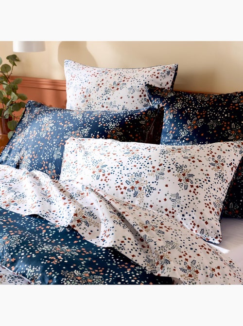 Juego de cama de 3 piezas de algodón satinado floral de 110 hilos + fundas de almohada - Kiabi Juego de cama de 3 piezas de algodón satinado floral de 110 hilos + fundas de almohada - Kiabi
