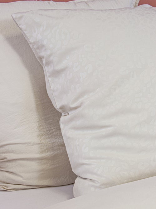 Juego de cama de 3 piezas de microfibra de leopardo, funda + fundas de almohada - Kiabi Juego de cama de 3 piezas de microfibra de leopardo, funda + fundas de almohada - Kiabi