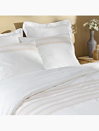 Juego de cama de algodón con fino motivo bordado