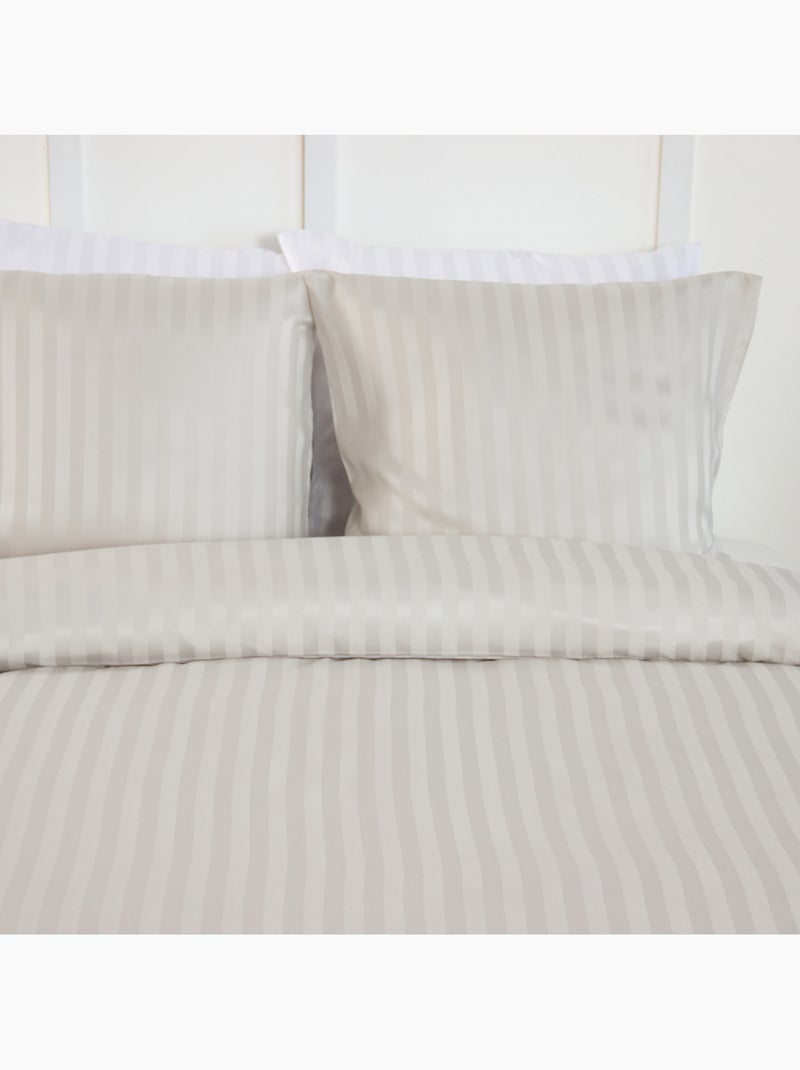 Juego de cama de satén de 3 piezas con funda de rayas finas + fundas de almohada Beige claro - Kiabi