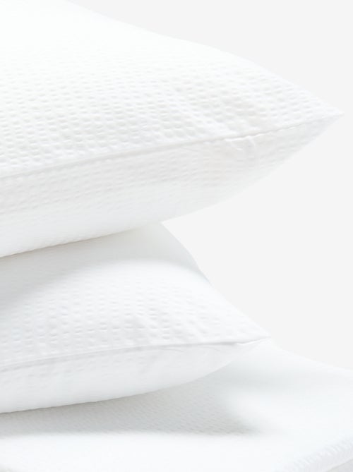 Juego de cama de seersucker para 2 personas 240 x 220 cm - Kiabi Juego de cama de seersucker para 2 personas 240 x 220 cm - Kiabi