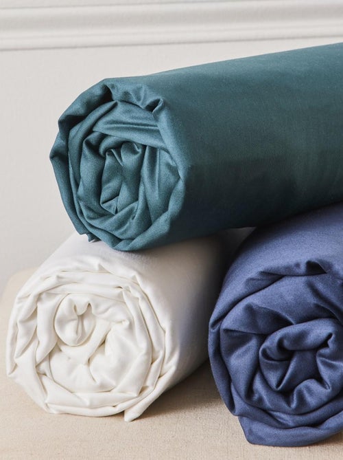 Juego de cama doble con motivos florales en percal de 70 hilos - Kiabi Juego de cama doble con motivos florales en percal de 70 hilos - Kiabi