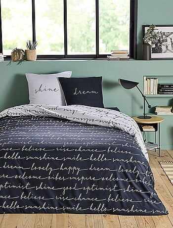 Juego de cama para dos personas con diseño reversible