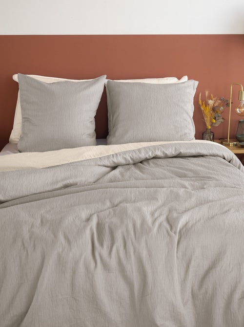 Juego de cama reversible con textura gofrada – Cama doble - Kiabi Juego de cama reversible con textura gofrada – Cama doble - Kiabi