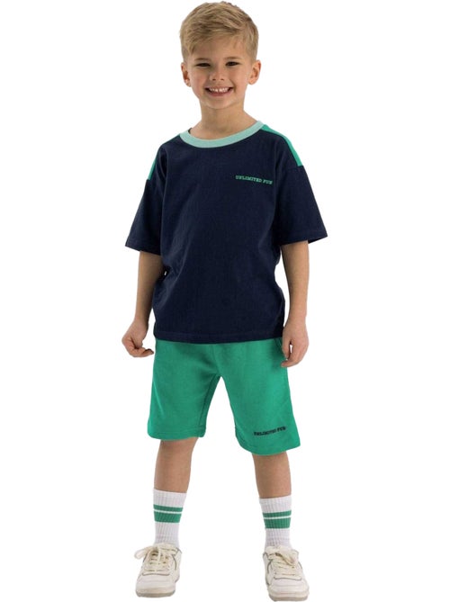 Juego de camiseta y shorts diseño detalle en contraste niños - minoti - Kiabi Juego de camiseta y shorts diseño detalle en contraste niños - minoti - Kiabi