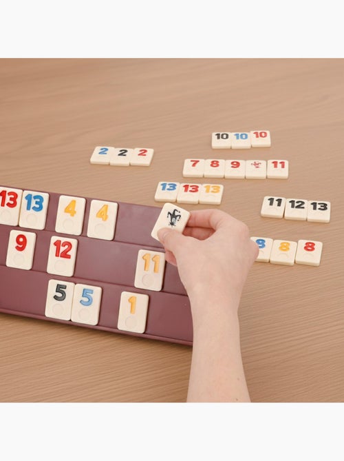 Juego de mesa rummy clásico con fichas y soportes para 2 a 4 jugadores cb games - Kiabi Juego de mesa rummy clásico con fichas y soportes para 2 a 4 jugadores cb games - Kiabi