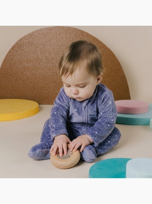 Juguete para bebé sonajero sensorial con espejo | Petit Boum - Kiabi Juguete para bebé sonajero sensorial con espejo | Petit Boum - Kiabi