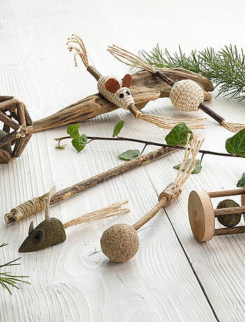 Juguete pelota para gato con hierba gatera