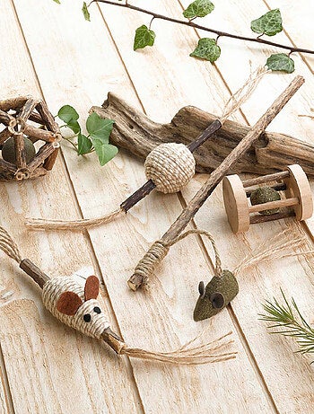 Juguete pelota para gato con hierba gatera