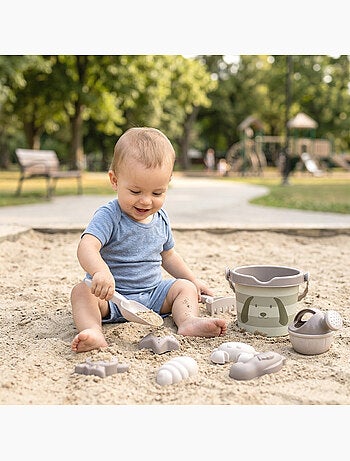 Juguetes de playa infantiles en paja de trigo | Walking Mum