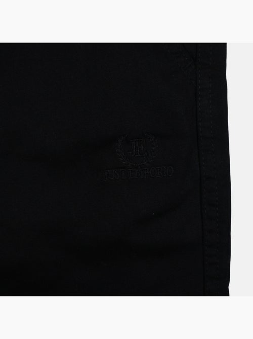 Just Emporio - Bermuda hombre de estilo elegante y casual - Kiabi Just Emporio - Bermuda hombre de estilo elegante y casual - Kiabi
