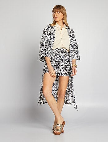 Kimono estampado con cinturón